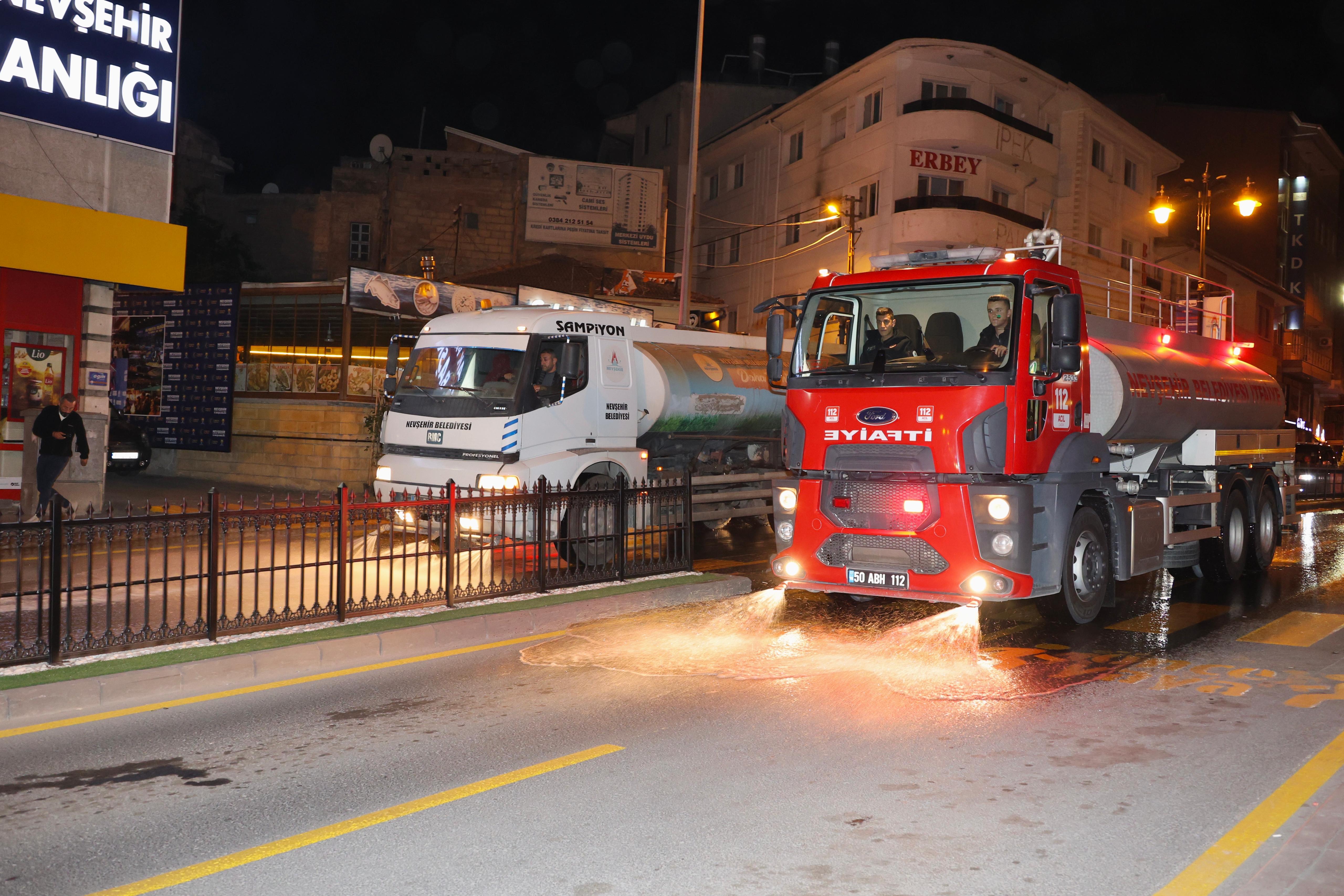 Nevşehir’de Bayram Öncesi Cadde ve Sokaklar Pırıl Pırıl